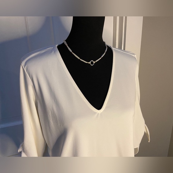 Ann Taylor Factory Womens V-neck 3/4 Sleeve Top Size Medium - Picture 12 of 12